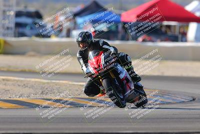 media/Dec-18-2022-SoCal Trackdays (Sun) [[8099a50955]]/Turn 2 (950am)/